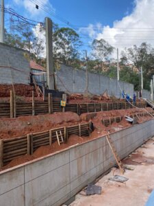 Vista externa execucao de contencoes em eucaliptos tratados 1